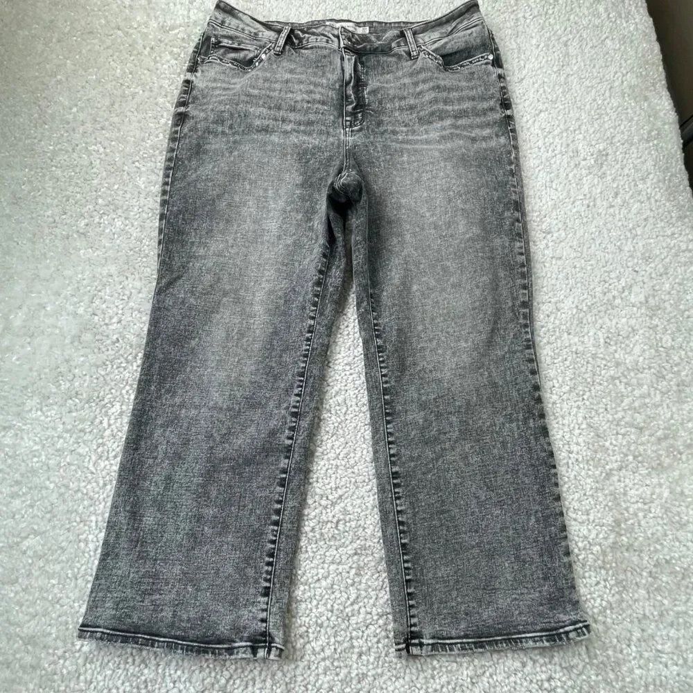Rebecca Minkoff High Rise Black Acid Wash Studded Pocket Crop Jean Womens 18